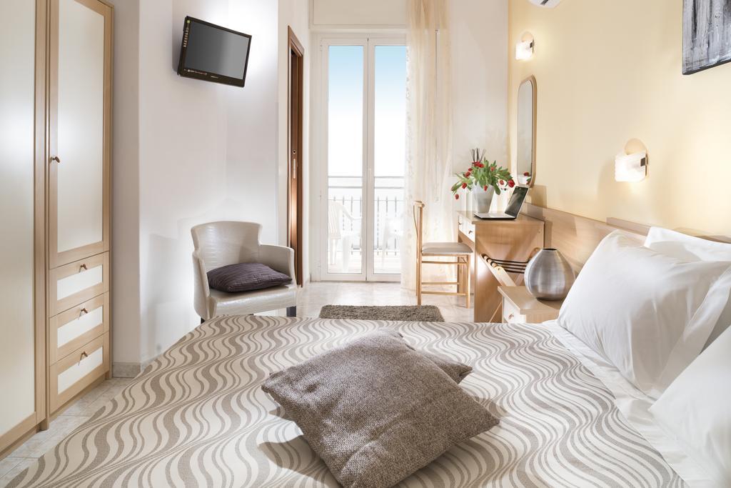 Hotel Bellerofonte Rimini Dış mekan fotoğraf